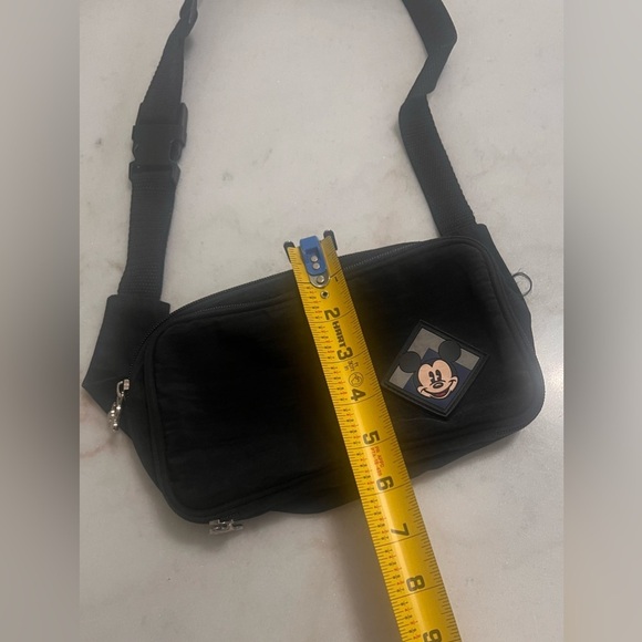 Mickey Mouse Black Belt Bag Fanny Pack With Mouse Silver Tone Zipper Pulls - Picture 10 of 10